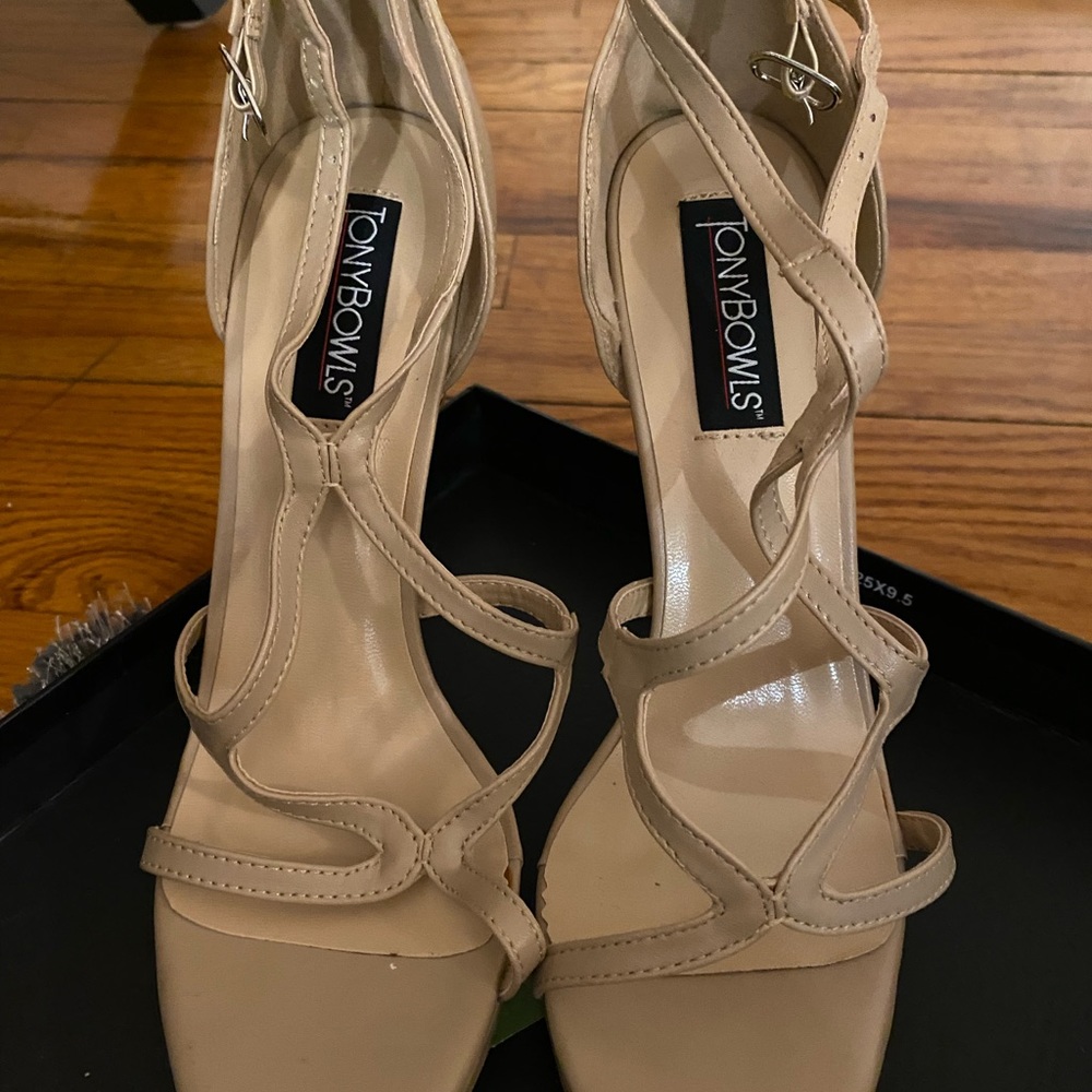 Open Toe Strappy Nude Heels Never Used